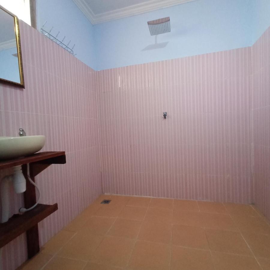 Elisa Homestay Areguling Kuta  Esterno foto