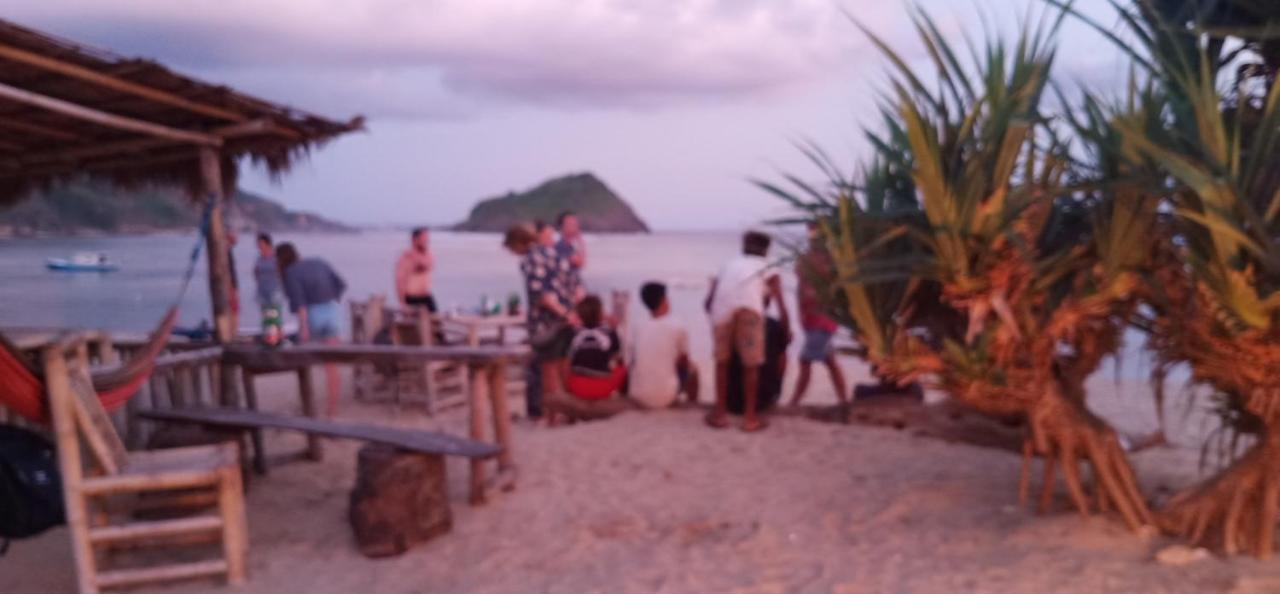 Elisa Homestay Areguling Kuta  Esterno foto